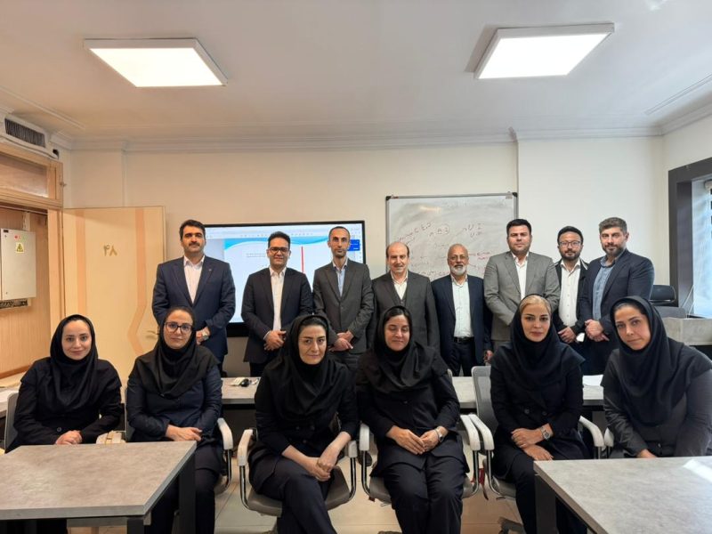 کارگاه بازاریابی خدمات بانکی پاییز ۱۴۰۴-1